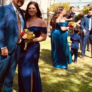 Cinderella divine gown in NAVY 💙